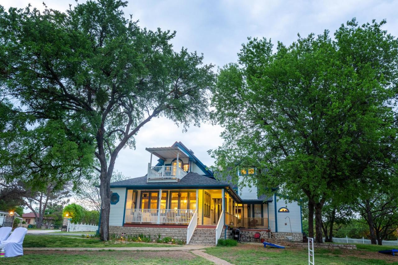 Blue Heron Bed And Breakfast On Lake Granbury Eksteriør billede